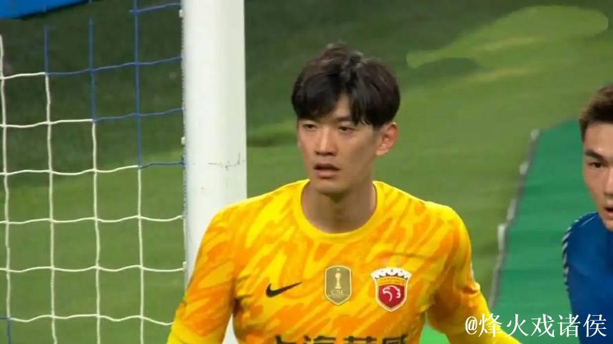 34岁颜骏凌进入国足60场俱乐部 直言联赛才是足球发展根基